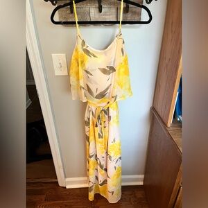 Yellow Floral Maxi Dress, NWT. Size, M